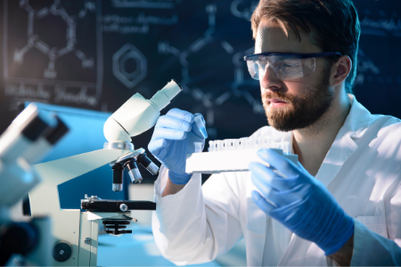 4 Pharmaceutical Science Master’s Programs to Consider