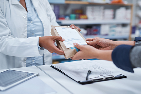 Where do Pharmacists Work? 5 Options